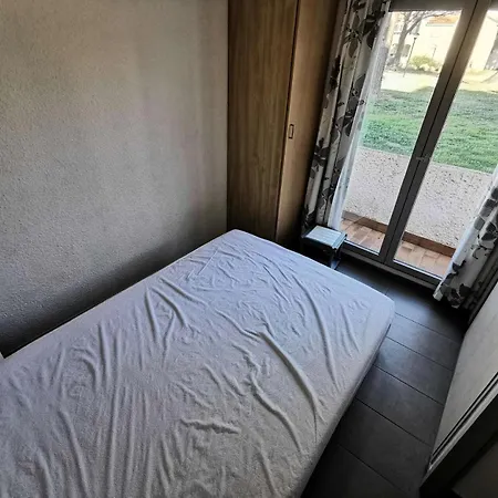 Appartement L'etang - Appartent 2 Pieces Coin Nuit 6 Personnes Le Barcares. Ref: 9eta_4g Mae-9353 *